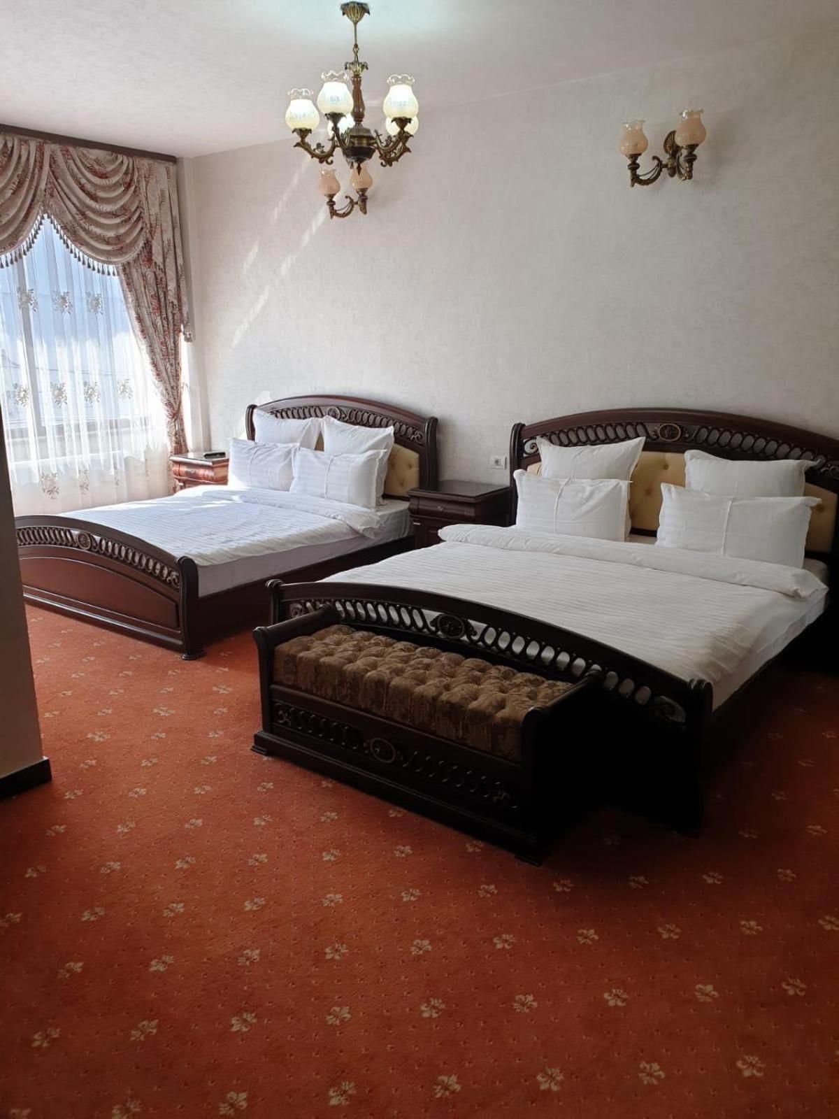 Hotel Bacsoridana Tecuci Екстер'єр фото