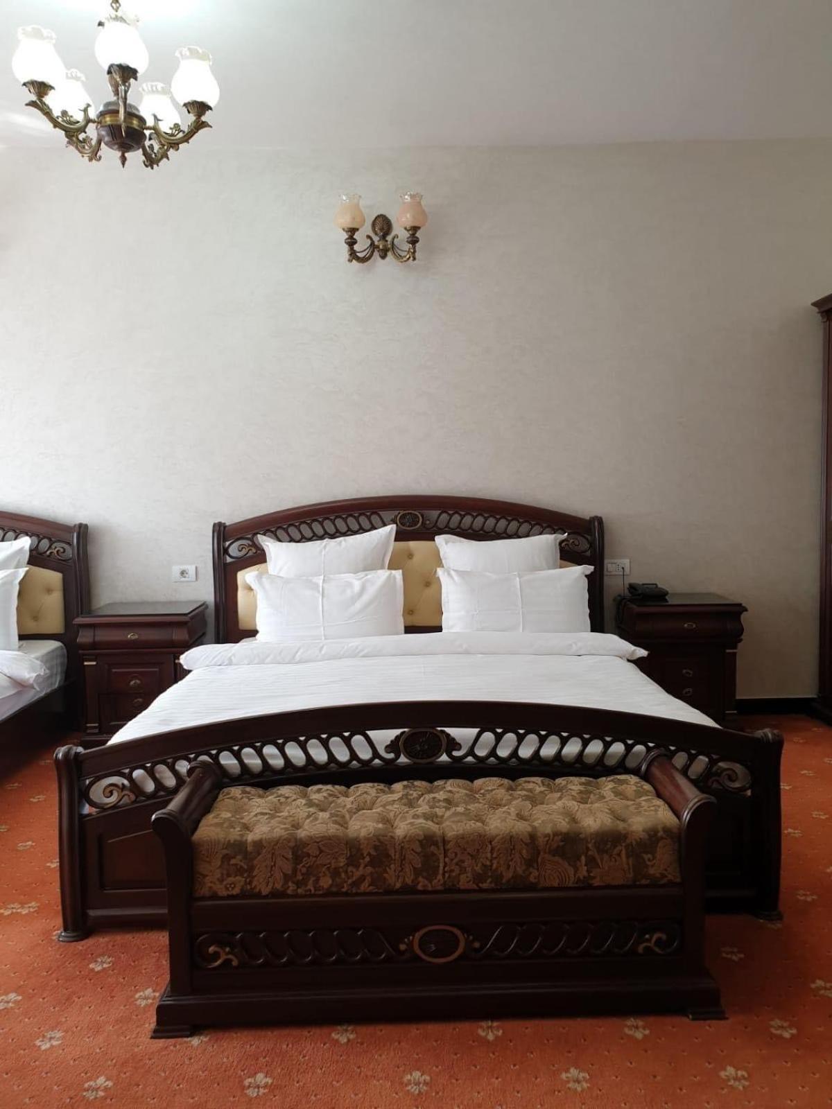 Hotel Bacsoridana Tecuci Екстер'єр фото